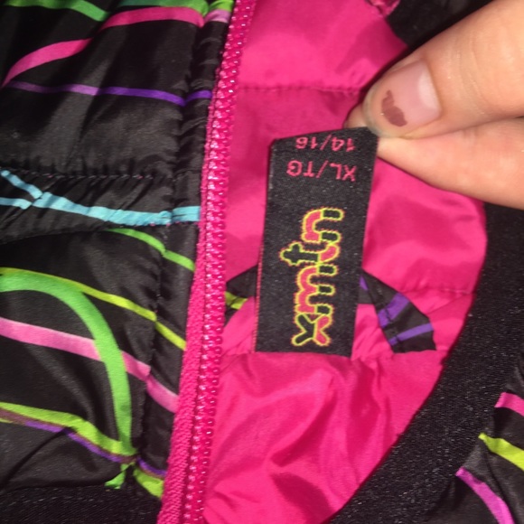 Random Clothes - Picture 2 of 8